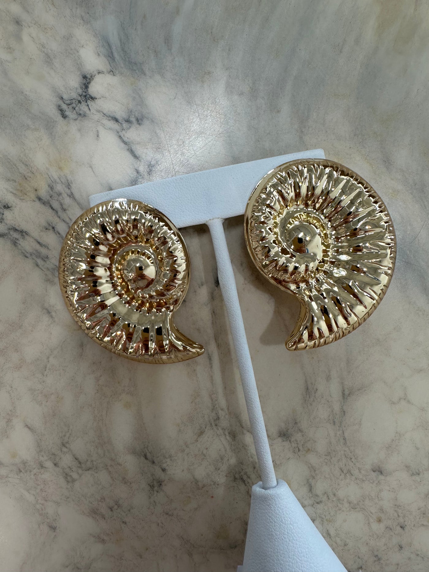 Sea Conch Studs