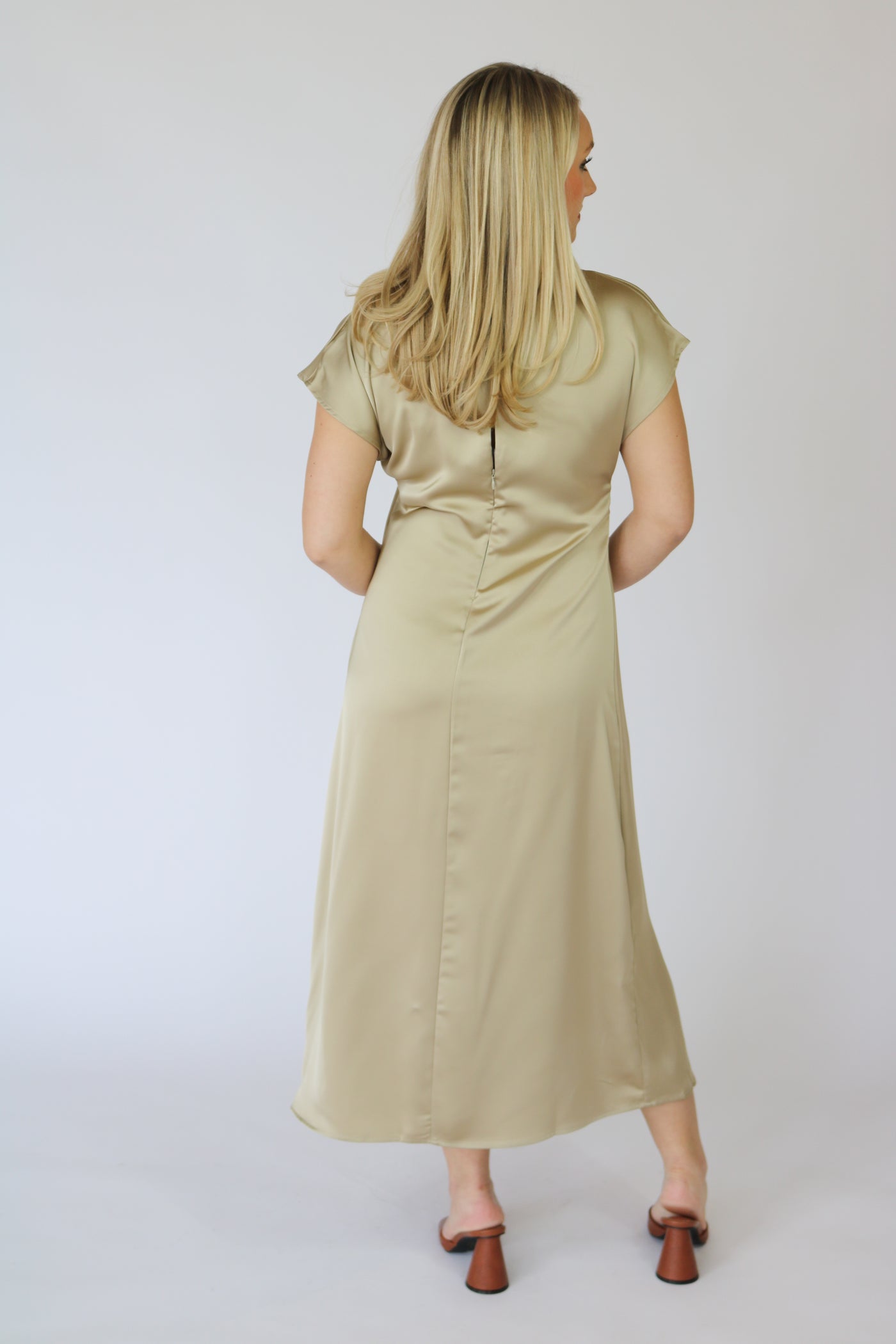 Simplicity Midi Dress