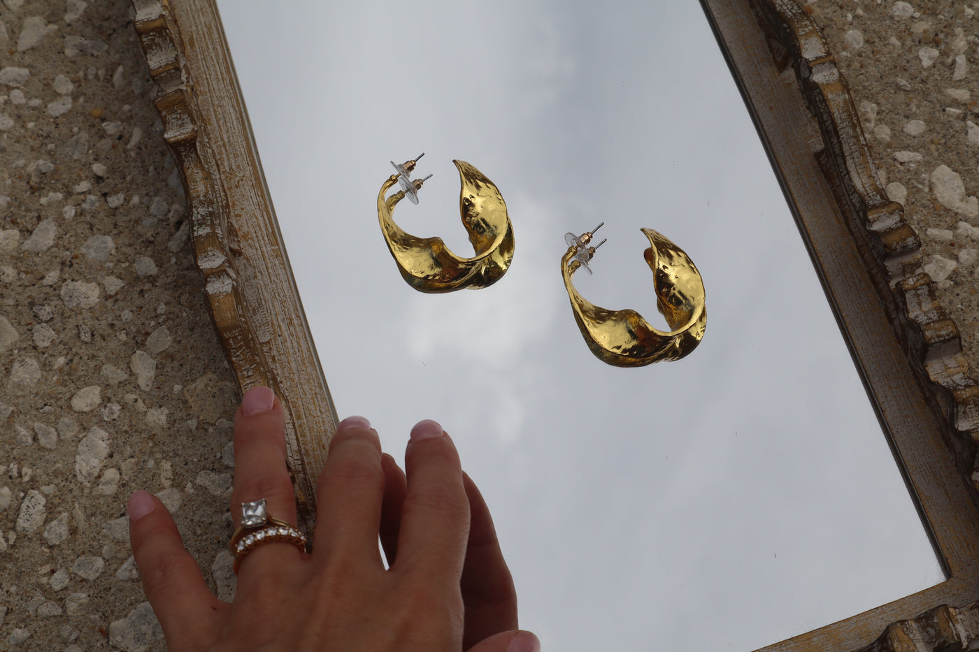 Fantasia Hoop Earring