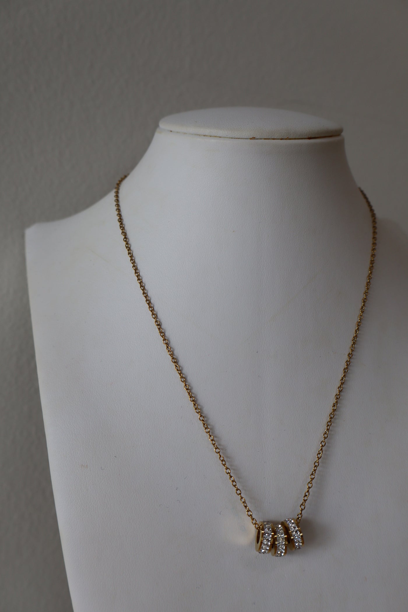 Beaucoup Necklace