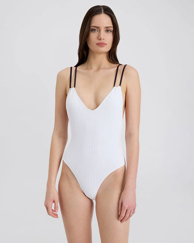 Lynn One Piece